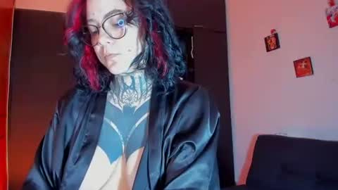 GG online show from November 30, 2025, 1:48 pm