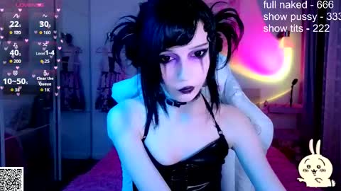 gothiclali online show from November 27, 2025, 10:01 pm