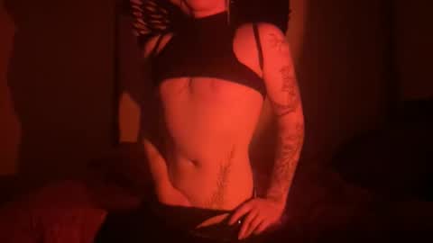 gothtransboy online show from November 2, 2025, 3:31 am