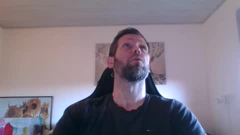 Snapshot of gottalop chatting on April 9, 2026, 2:55 pm gottalop online show from April 9, 2026, 2:55 pm