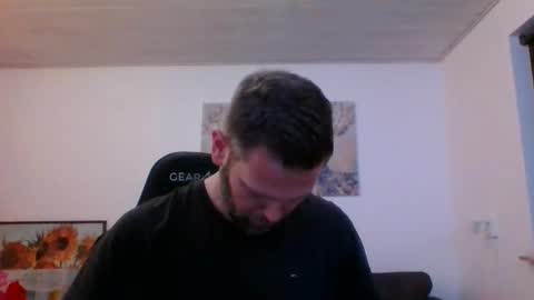 Snapshot of gottalop chatting on May 1, 2026, 10:25 pm gottalop online show from May 1, 2026, 10:25 pm
