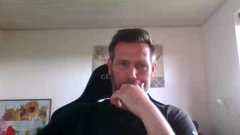 Snapshot of gottalop chatting on June 11, 2026, 1:09 pm gottalop online show from June 11, 2026, 1:09 pm