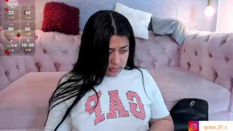 Snapshot of grace77_ chatting on May 14, 2026, 12:45 pm Grace online show from May 14, 2026, 12:45 pm