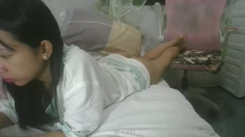 Snapshot of grace_dear chatting on February 22, 2026, 2:02 am luckygirl online show from February 22, 2026, 2:02 am