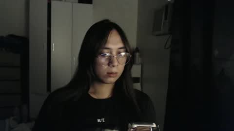 HoneyGrace online show from January 14, 2025, 6:24 am