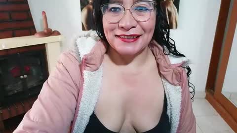 Snapshot of grace_mature_milf chatting on April 30, 2026, 12:11 pm grace_mature_milf online show from April 30, 2026, 12:11 pm