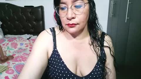Snapshot of grace_mature_milf chatting on May 22, 2026, 11:05 am grace_mature_milf online show from May 22, 2026, 11:05 am