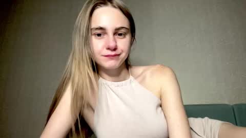 gracetorrezz online show from November 1, 2025, 6:43 pm