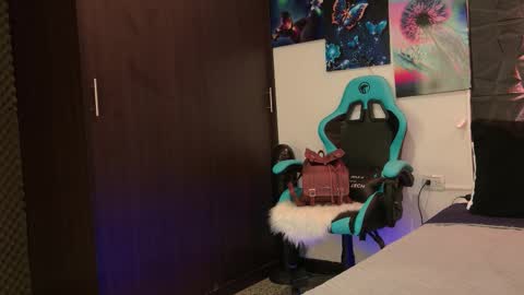 Gracey Milf online show from October 26, 2025, 11:27 am