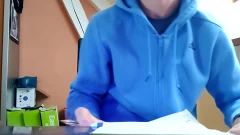 grandbi online show from December 9, 2024, 1:34 pm