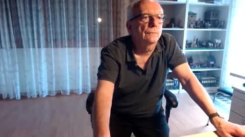 Snapshot of grandpach chatting on April 3, 2026, 11:41 am grandpach online show from April 3, 2026, 11:41 am