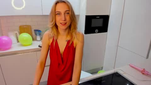 Grase online show from May 19, 2026, 1:56 am