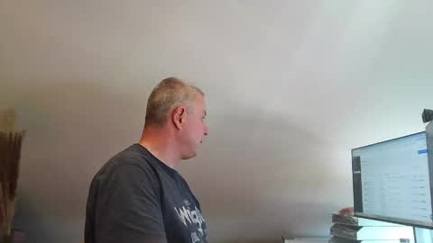Snapshot of grau197077 chatting on May 19, 2026, 8:53 am grau197077 online show from May 19, 2026, 8:53 am