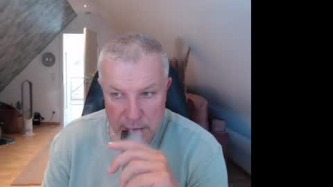 Snapshot of grau197077 chatting on July 14, 2026, 9:03 am grau197077 online show from July 14, 2026, 9:03 am