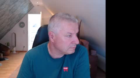 Snapshot of grau197077 chatting on July 15, 2026, 7:46 am grau197077 online show from July 15, 2026, 7:46 am