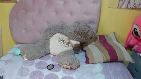 Snapshot of gray_sophiee chatting on June 20, 2026, 4:15 am Sophie Gray online show from June 20, 2026, 4:15 am