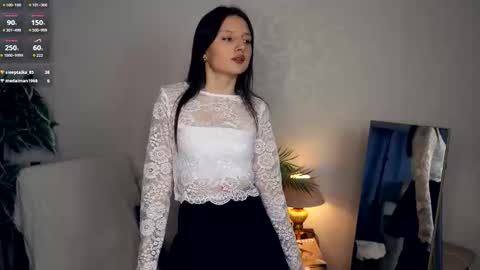 Lillian online show from October 26, 2025, 5:24 am