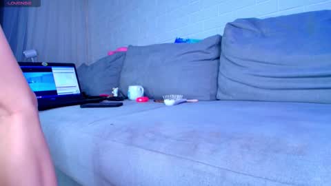 Anny online show from February 18, 2026, 11:22 pm