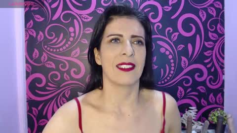 Isabella online show from February 11, 2025, 3:08 am