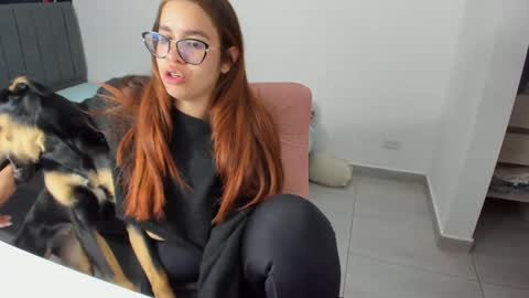GreciaRuiz online show from September 14, 2025, 1:38 am