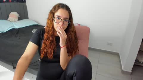 GreciaRuiz online show from October 13, 2025, 11:49 pm
