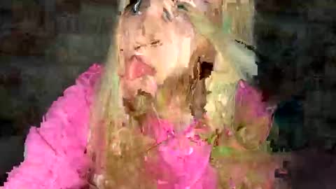 Snapshot of green_eyes_twinkl chatting on September 29, 2025, 12:32 pm Lina 3 online show from September 29, 2025, 12:32 pm