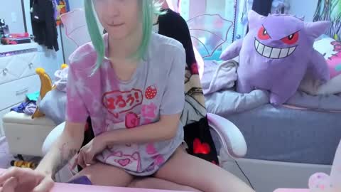 GreenEyedLovexo online show from October 1, 2025, 3:07 pm