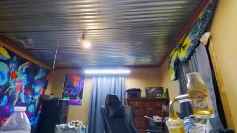 Greenlungs8195 online show from February 27, 2026, 8:25 am