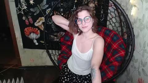 Snapshot of greenwitch9 chatting on February 12, 2026, 11:16 am Lina online show from February 12, 2026, 11:16 am