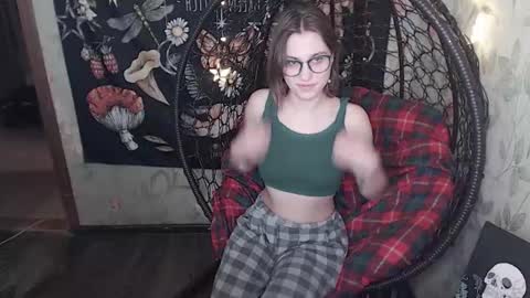 Snapshot of greenwitch9 chatting on February 23, 2026, 10:23 am Lina online show from February 23, 2026, 10:23 am