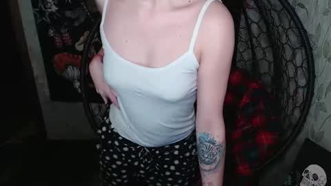 Snapshot of greenwitch9 chatting on February 25, 2026, 10:36 am Lina online show from February 25, 2026, 10:36 am