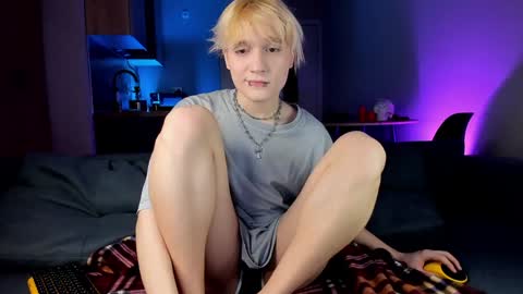 Greg-independent model online show from January 26, 2025, 7:20 pm