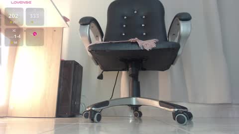  Greta  online show from January 13, 2025, 8:04 pm