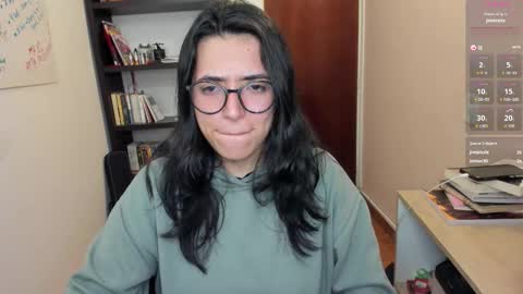 Greta online show from December 3, 2025, 6:43 am