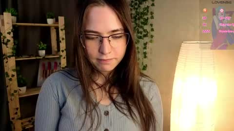 Snapshot of gretalinelle chatting on April 29, 2026, 6:47 pm Cutie Ellie online show from April 29, 2026, 6:47 pm