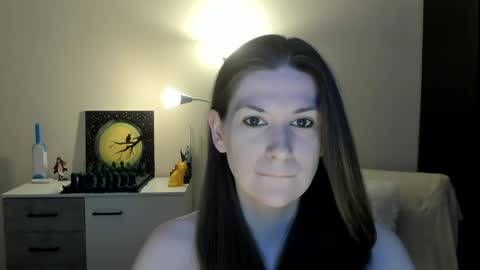 Greta online show from April 1, 2026, 10:07 pm