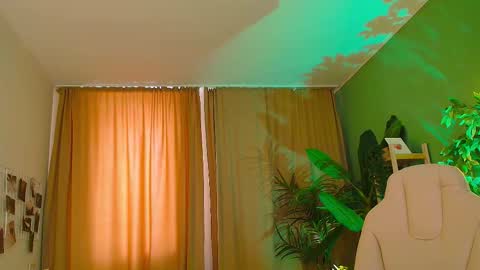 gretchen_mol online show from March 6, 2026, 7:38 am