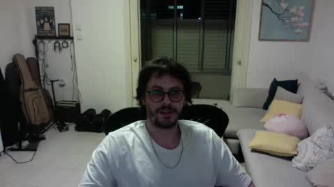 Snapshot of grey_uchi chatting on May 14, 2026, 9:10 pm grey_uchi online show from May 14, 2026, 9:10 pm