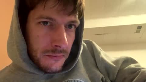 Perfectlyaveragesavage online show from April 25, 2026, 4:04 pm