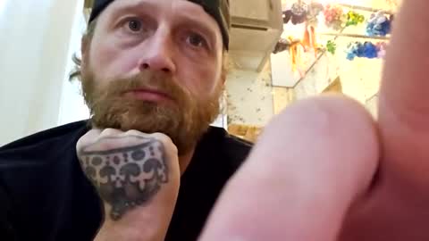 grimmunknown666 online show from November 23, 2025, 9:09 am