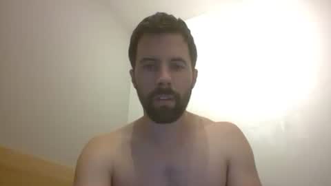 grimpeurdu74 online show from November 12, 2025, 11:36 pm