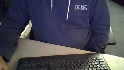 Snapshot of grooce_sub chatting on May 19, 2026, 9:32 pm Grooce online show from May 19, 2026, 9:32 pm