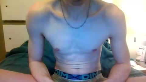 Snapshot of grossebite7520 chatting on January 19, 2026, 12:31 pm BIG FRENCH COCK online show from January 19, 2026, 12:31 pm
