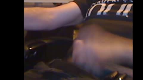 DankMess online show from November 6, 2025, 8:32 pm