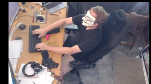 Snapshot of gryphius chatting on June 1, 2026, 10:39 am gryphius online show from June 1, 2026, 10:39 am