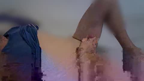 Snapshot of grzesiek130883 chatting on December 1, 2024, 10:53 pm grzesiek130883 online show from December 1, 2024, 10:53 pm