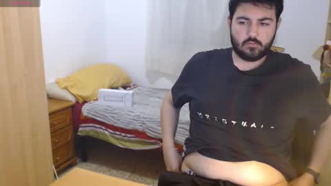 Snapshot of gsendra chatting on February 12, 2025, 11:40 am gsendra online show from February 12, 2025, 11:40 am