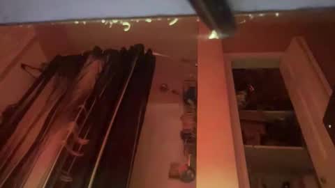 Snapshot of gswaze12 chatting on October 25, 2025, 4:20 am GSwaze online show from October 25, 2025, 4:20 am