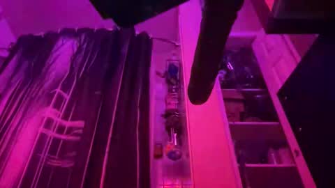 Snapshot of gswaze12 chatting on October 28, 2025, 11:25 am GSwaze online show from October 28, 2025, 11:25 am