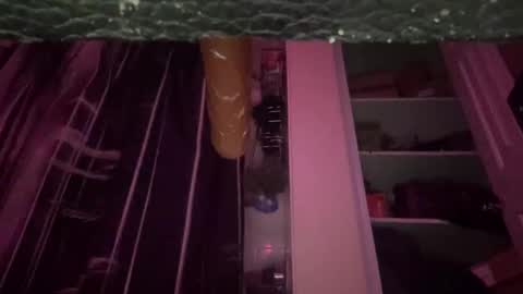 Snapshot of gswaze12 chatting on November 14, 2025, 8:24 am GSwaze online show from November 14, 2025, 8:24 am